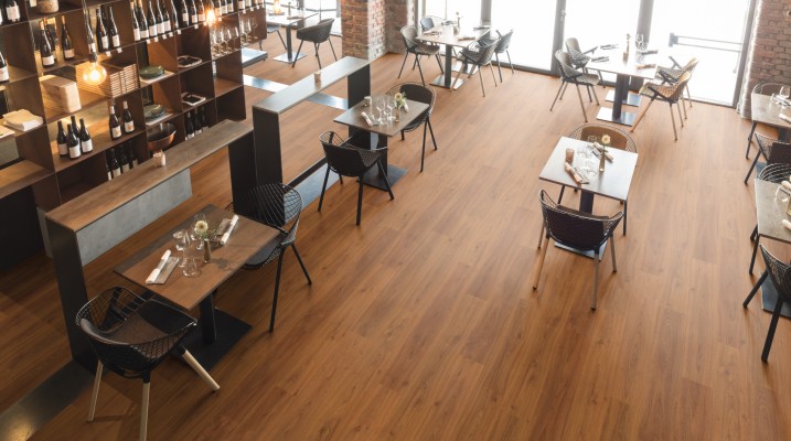 Laminátová podlaha v komerčnom priestore?Áno!