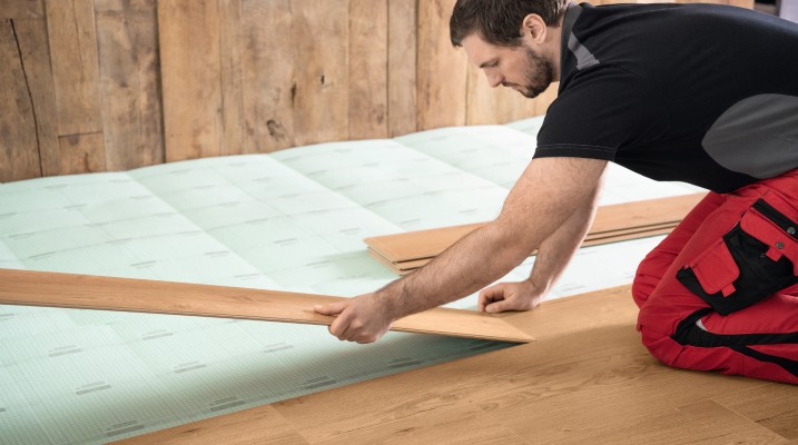 9 najčastejších chýb pri pokládke podlahy plávajúcim spôsobom